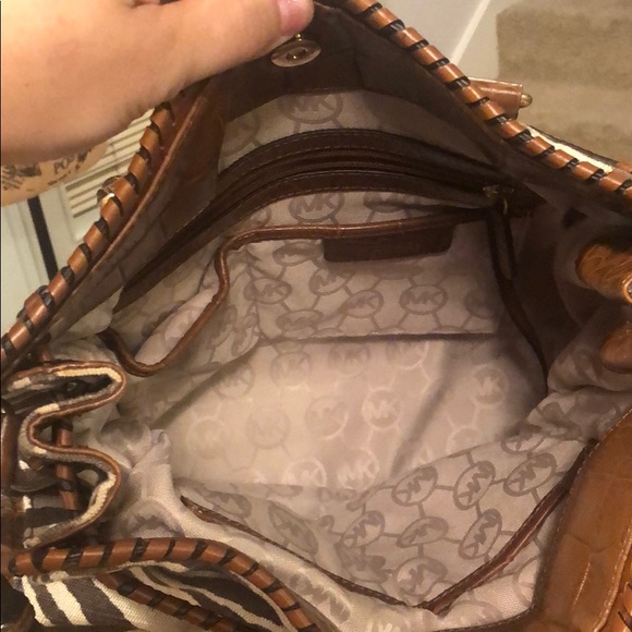 Michael Kors “Hamilton” Zebra Canvas Bag - Picture 8 of 8